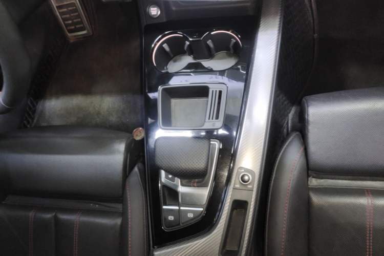 Used Audi A4L 2022 40 TFSI quattro RS Performance Package Gear Lever