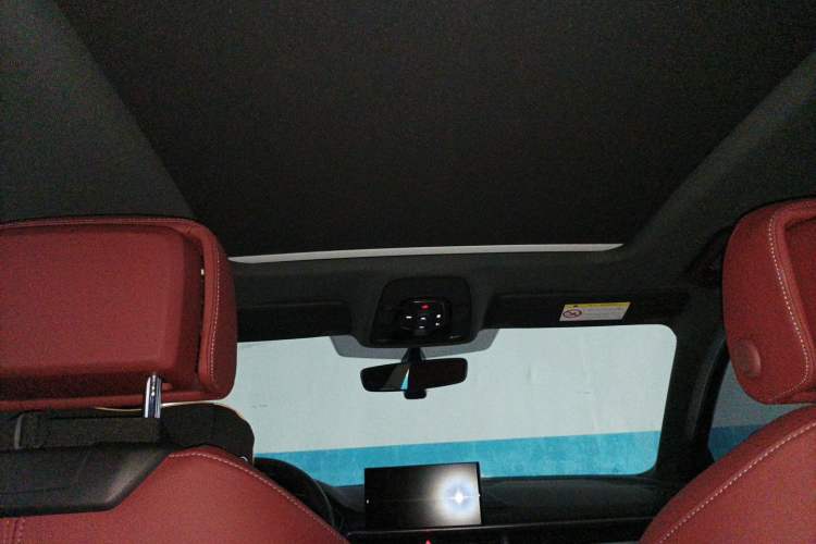 Used Audi A4L 2022 40 TFSI Luxury Dynamic Model Headliner