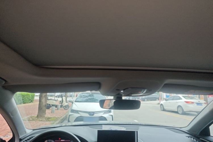 Used Audi A4L 2022 40 TFSI Luxury Dynamic Model Headliner