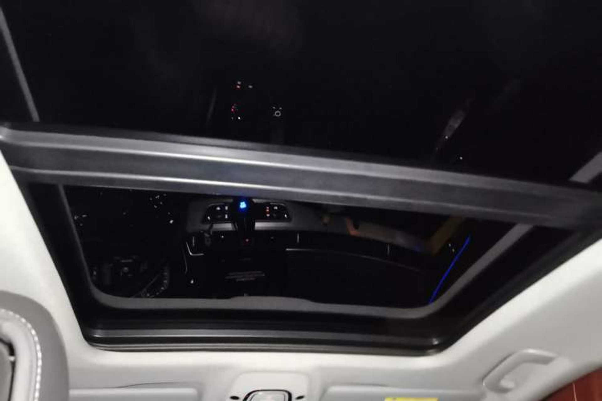 Used Audi A4L 2022 40 TFSI Luxury Dynamic Model Headliner