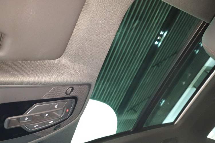 Used Audi A4L 2022 40 TFSI quattro RS Performance Package Headliner