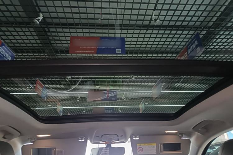 Used Audi A4L 2022 40 TFSI Luxury Dynamic Model Headliner