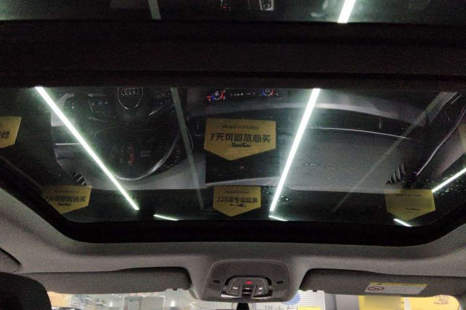 Used Audi A4L 2022 40 TFSI Luxury Dynamic Model Headliner