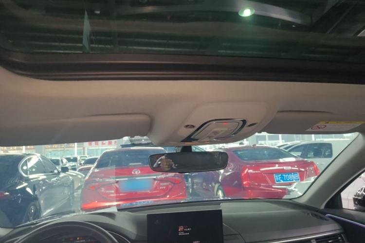 Used Audi A4L 2022 40 TFSI Luxury Dynamic Model Headliner