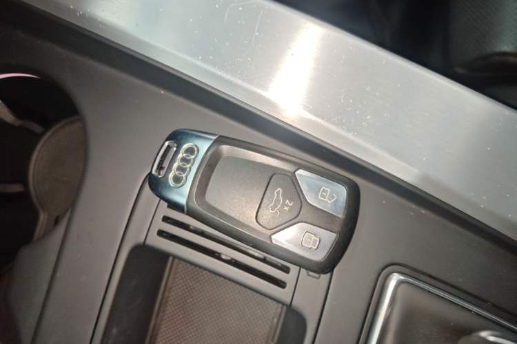 Used Audi A4L 2022 40 TFSI Fashion Dynamic Model Interior 1