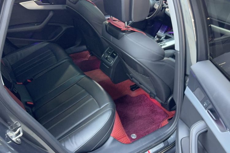 Used Audi A4L 2022 40 TFSI Luxury Dynamic Model Interior 10