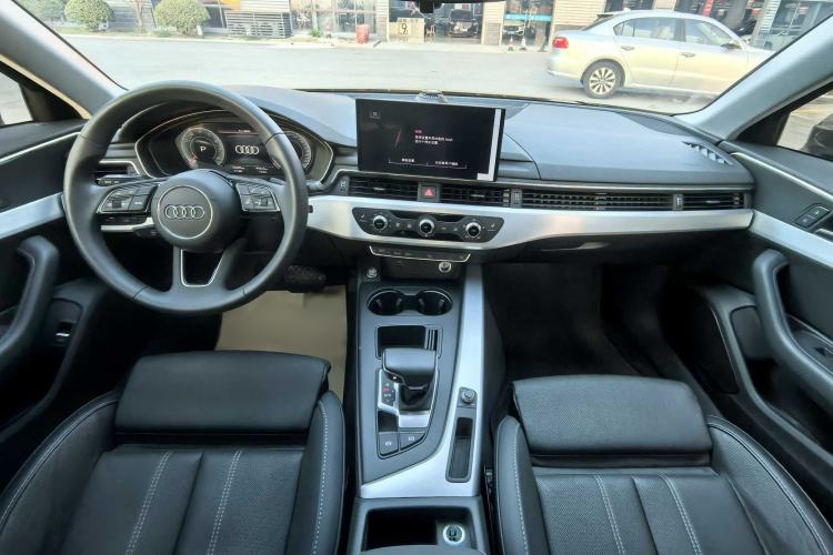 Used Audi A4L 2022 40 TFSI Fashion Dynamic Model Interior 2
