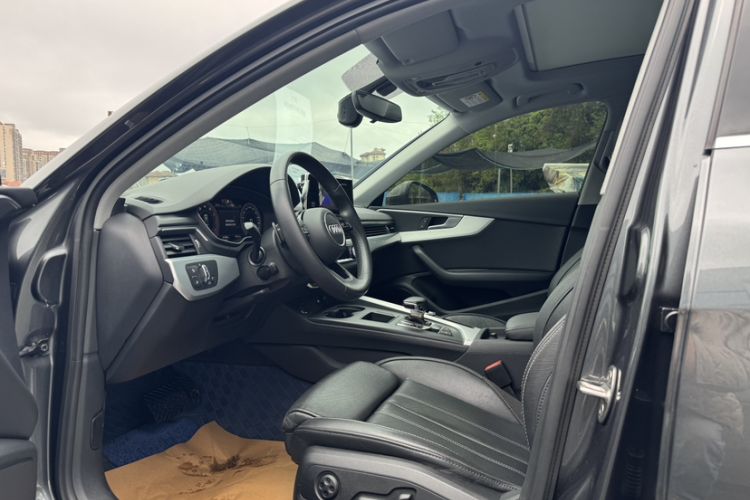 Used Audi A4L 2022 40 TFSI Fashion Dynamic Model Interior 2