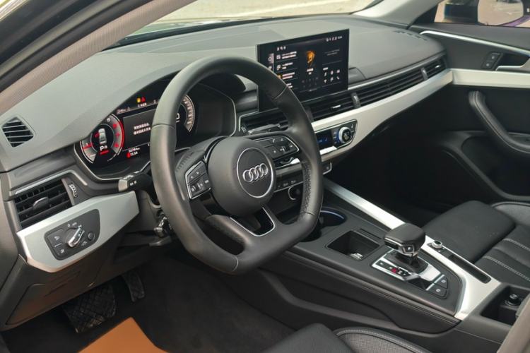 Used Audi A4L 2022 40 TFSI Fashion Dynamic Model Interior 3