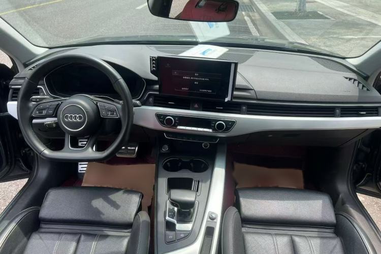 Used Audi A4L 2022 40 TFSI Luxury Dynamic Model Interior 3