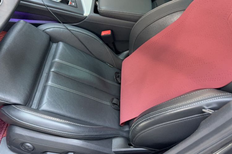 Used Audi A4L 2022 40 TFSI Luxury Dynamic Model Interior 3