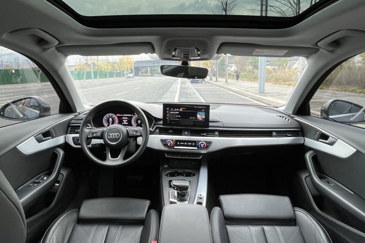 Used Audi A4L 2022 40 TFSI Fashion Dynamic Model Interior 4