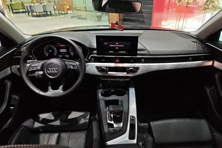 Used Audi A4L 2022 40 TFSI Fashion Dynamic Model Interior 5