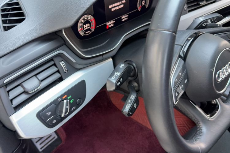 Used Audi A4L 2022 40 TFSI Luxury Dynamic Model Interior 5