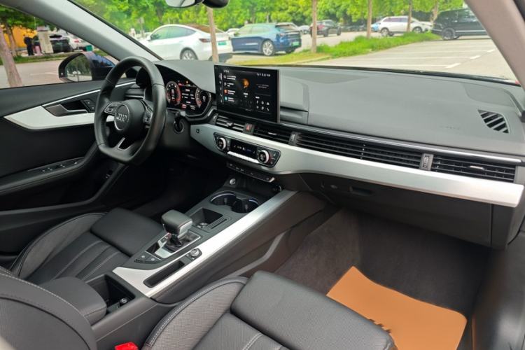 Used Audi A4L 2022 40 TFSI Fashion Dynamic Model Interior 6