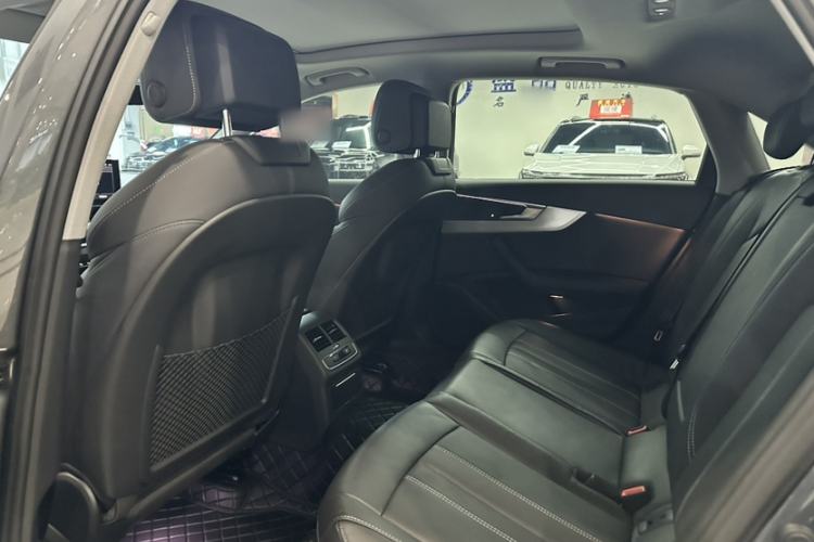 Used Audi A4L 2022 40 TFSI Luxury Dynamic Model Interior 6