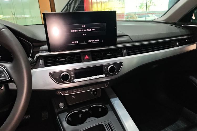 Used Audi A4L 2022 40 TFSI Fashion Dynamic Model Interior 6
