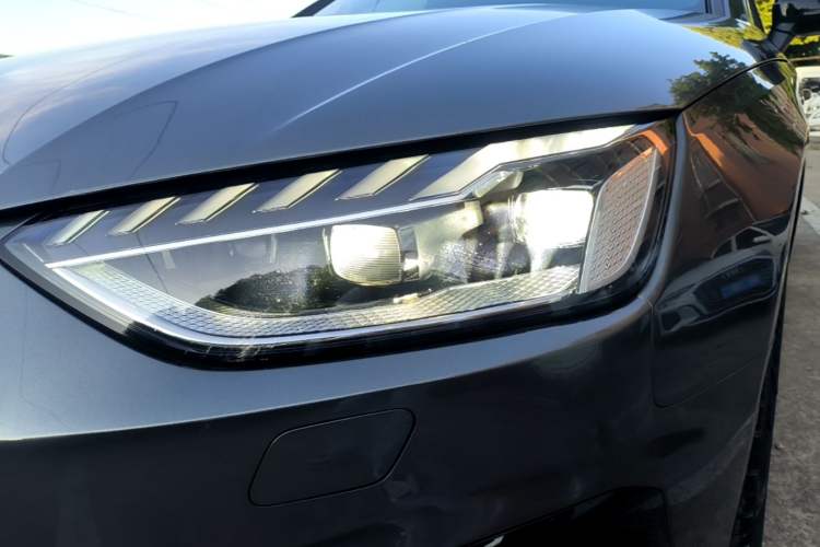 Used Audi A4L 2022 45 TFSI quattro Prestige Dynamic Edition Left Front Headlight