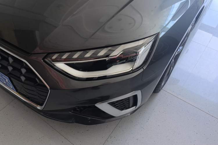 Used Audi A4L 2022 40 TFSI Fashion Dynamic Model Left Front Headlight