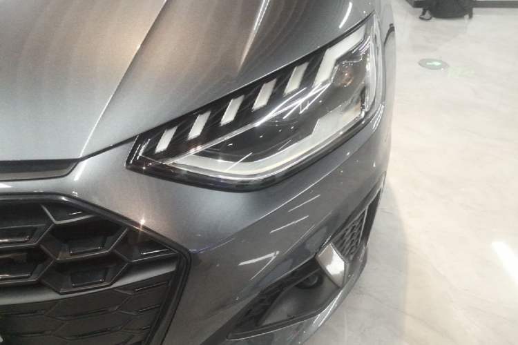 Used Audi A4L 2022 40 TFSI Luxury Dynamic Model Left Front Headlight