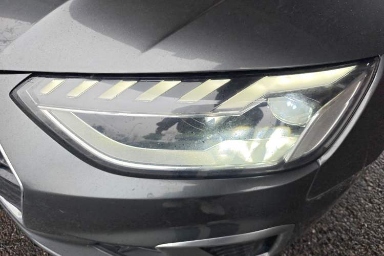 Used Audi A4L 2022 40 TFSI Fashion Dynamic Model Left Front Headlight