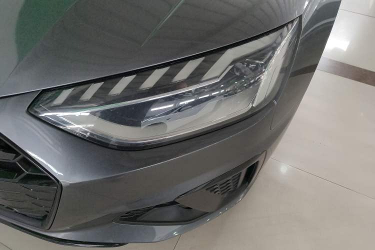 Used Audi A4L 2022 40 TFSI Luxury Dynamic Model Left Front Headlight