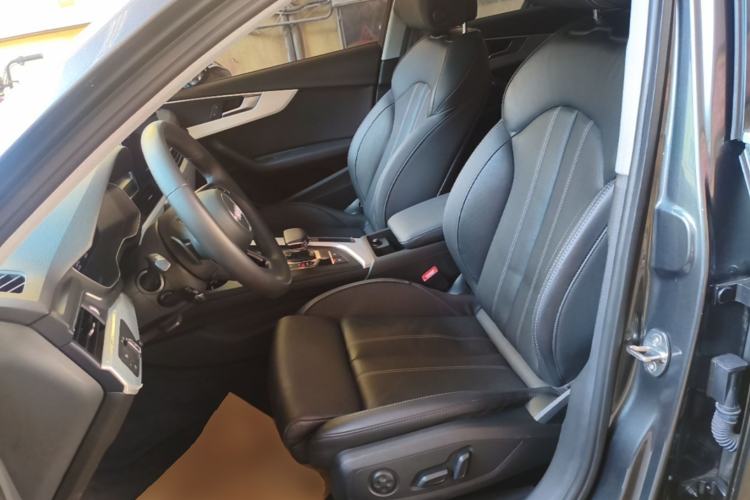 Used Audi A4L 2022 40 TFSI Fashion Dynamic Model Left Front Seat
