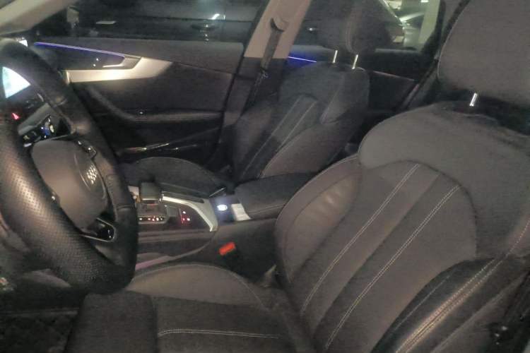 Used Audi A4L 2022 40 TFSI Luxury Dynamic Model Left Front Seat