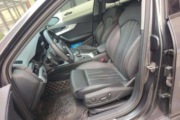 Used Audi A4L 2022 40 TFSI Luxury Dynamic Model Left Front Seat