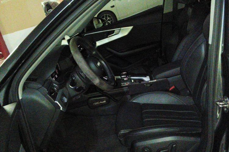 Used Audi A4L 2022 40 TFSI Fashion Dynamic Model Left Front Seat