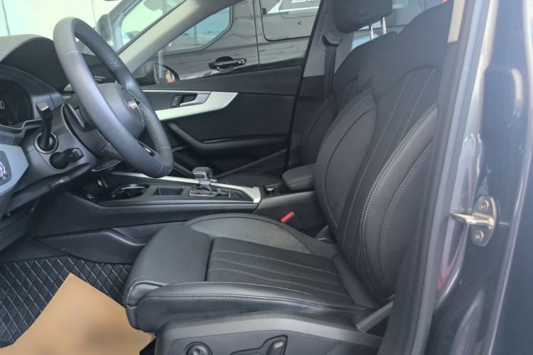 Used Audi A4L 2022 40 TFSI Fashion Dynamic Model Left Front Seat