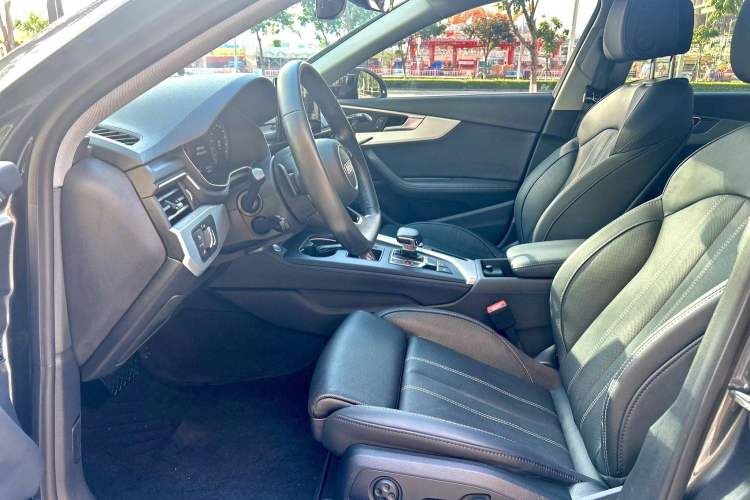 Used Audi A4L 2022 40 TFSI Luxury Dynamic Model Left Front Seat