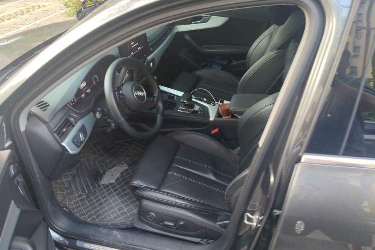 Used Audi A4L 2022 40 TFSI Fashion Dynamic Model Left Front Seat