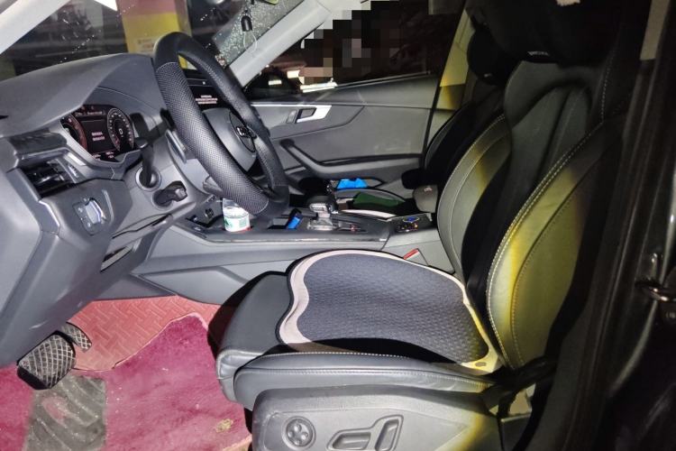 Used Audi A4L 2022 40 TFSI Fashion Dynamic Model Left Front Seat