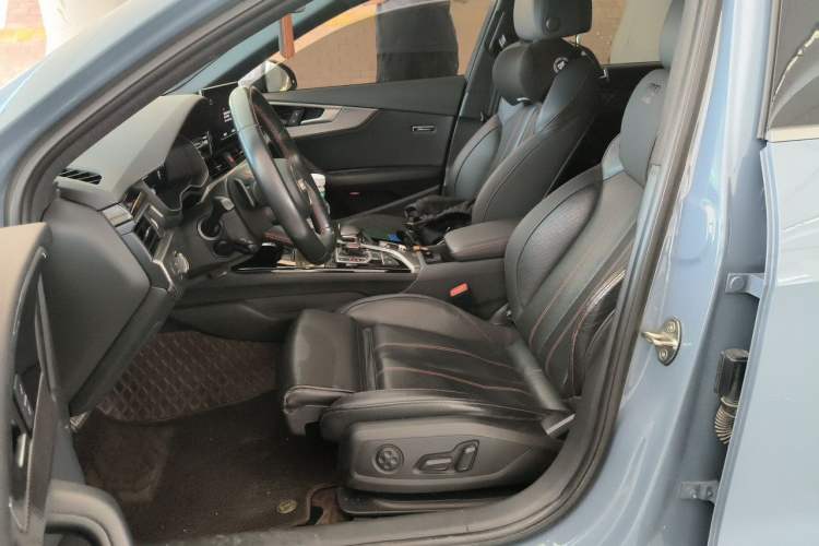 Used Audi A4L 2022 40 TFSI quattro RS Performance Package Left Front Seat