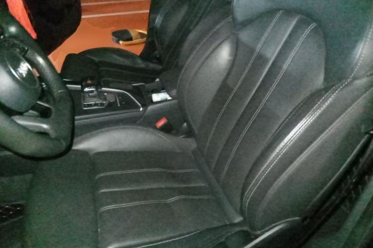 Used Audi A4L 2022 40 TFSI Fashion Dynamic Model Left Front Seat