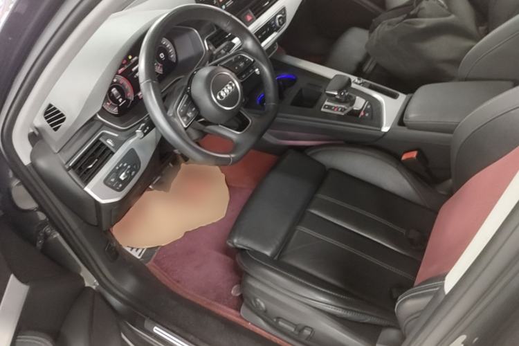 Used Audi A4L 2022 40 TFSI Luxury Dynamic Model Left Front Seat
