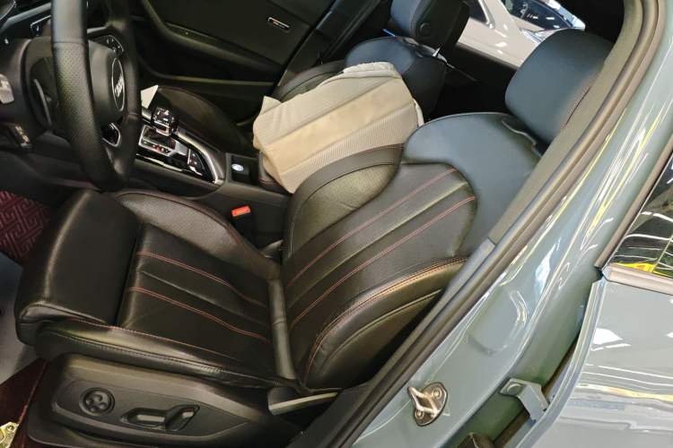 Used Audi A4L 2022 40 TFSI quattro RS Performance Package Left Front Seat