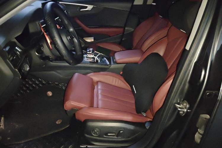 Used Audi A4L 2022 40 TFSI Luxury Dynamic Model Left Front Seat
