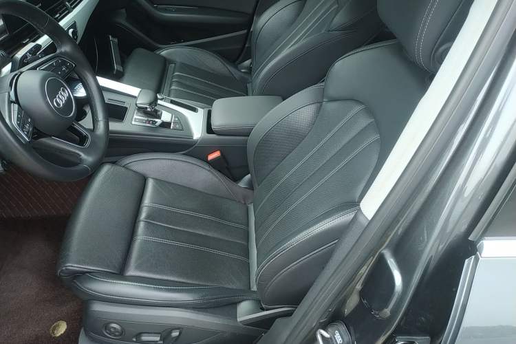 Used Audi A4L 2022 40 TFSI Fashion Dynamic Model Left Front Seat