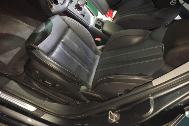 Used Audi A4L 2022 40 TFSI Luxury Dynamic Model Left Front Seat