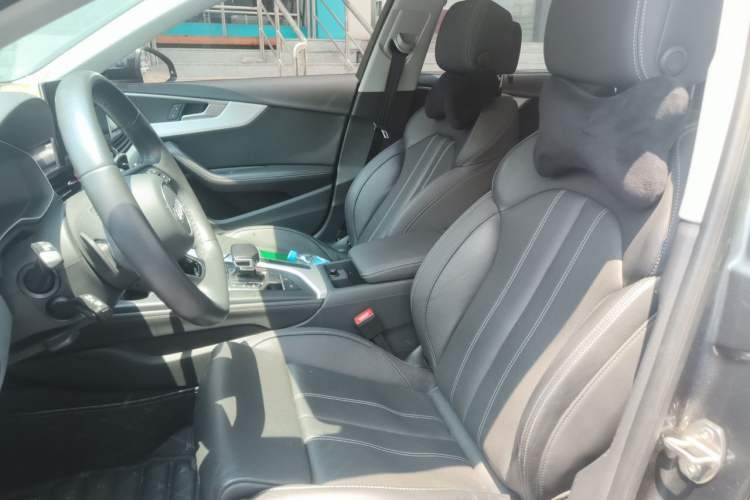 Used Audi A4L 2022 40 TFSI Luxury Dynamic Model Left Front Seat