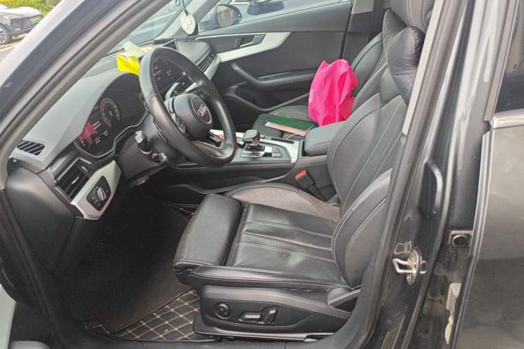 Used Audi A4L 2022 40 TFSI Fashion Dynamic Model Left Front Seat
