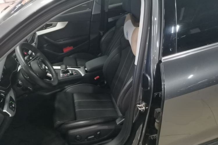Used Audi A4L 2022 40 TFSI Fashion Dynamic Model Left Front Seat