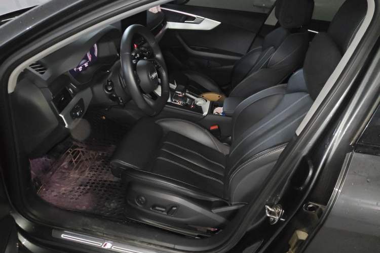 Used Audi A4L 2022 40 TFSI Luxury Dynamic Model Left Front Seat