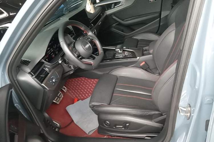 Used Audi A4L 2022 40 TFSI quattro RS Performance Package Left Front Seat