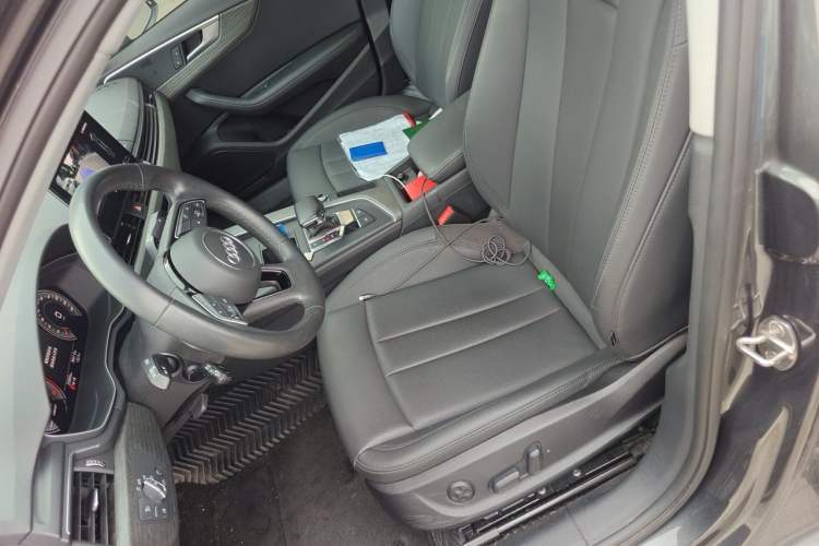 Used Audi A4L 2022 40 TFSI Stylish and Elegant Edition Left Front Seat