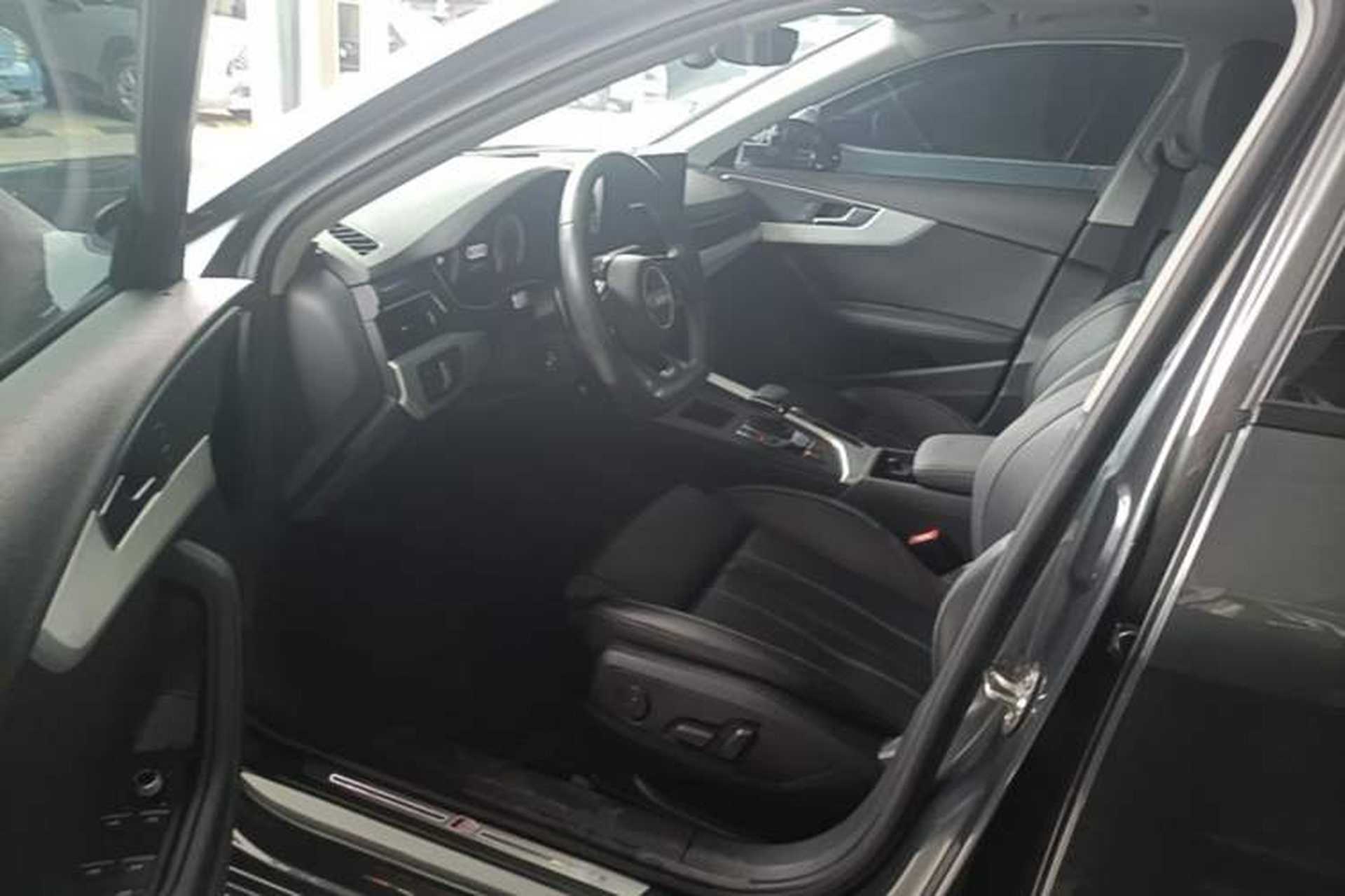 Used Audi A4L 2022 40 TFSI Luxury Dynamic Model Left Front Seat