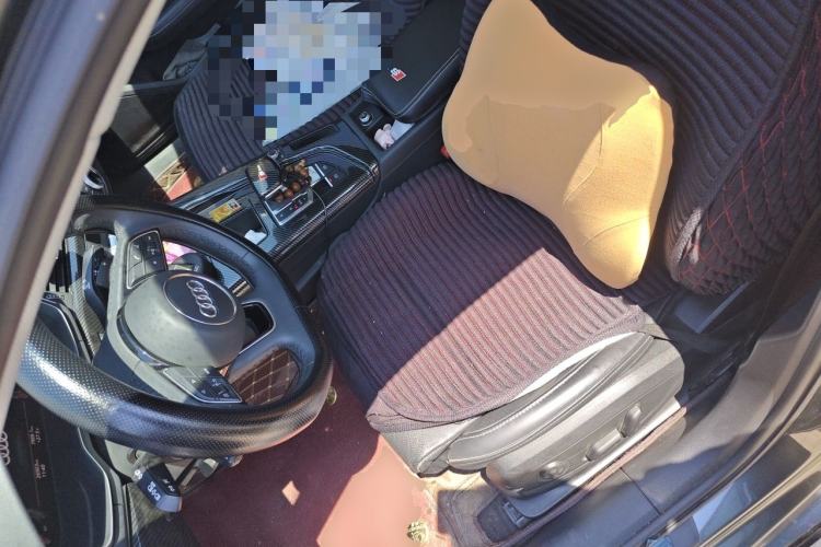 Used Audi A4L 2022 40 TFSI Luxury Dynamic Model Left Front Seat