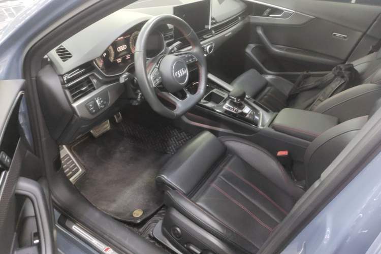 Used Audi A4L 2022 40 TFSI quattro RS Performance Package Left Front Seat
